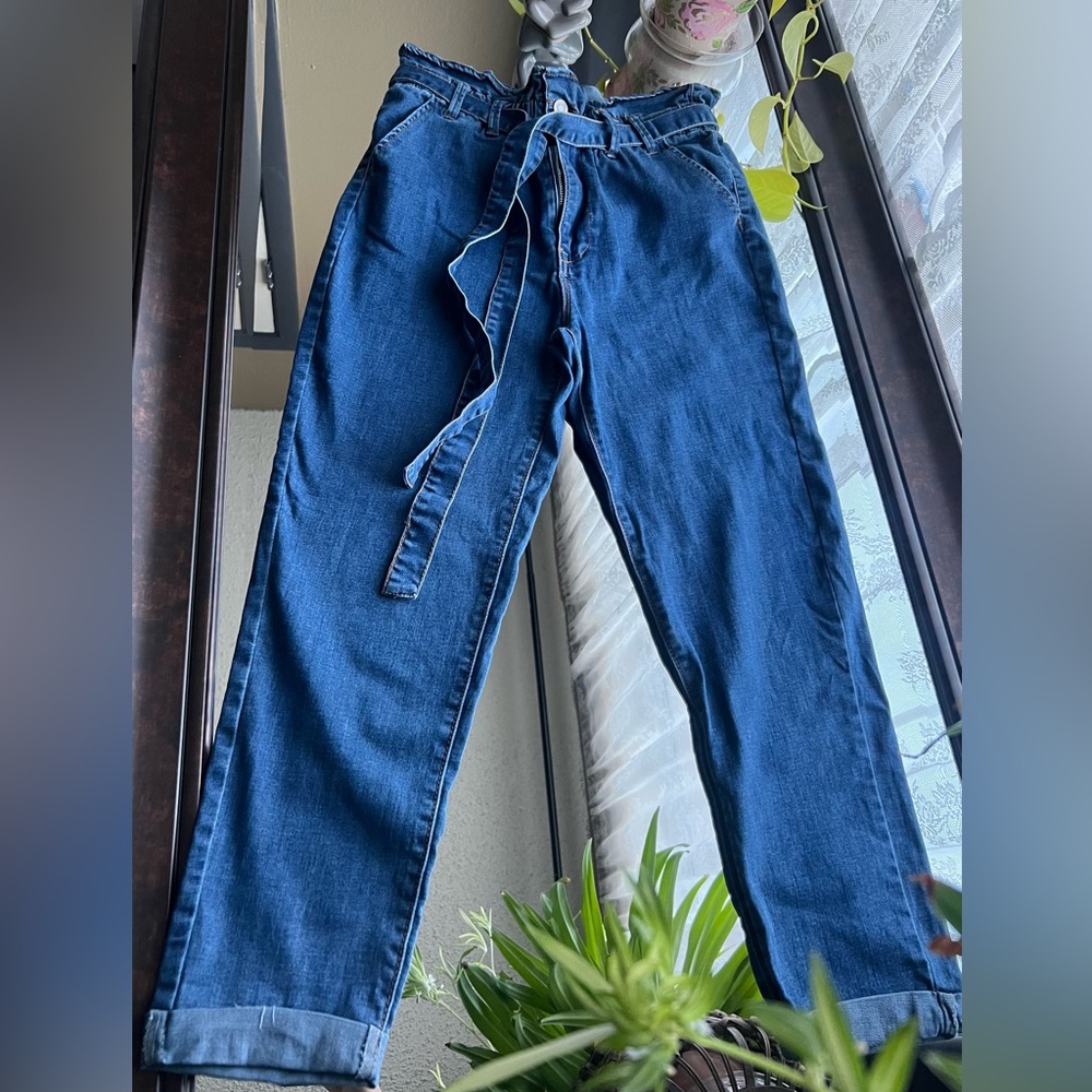 Mom High Waisted Jeans Brand Chocolate USA New with Tag size Medium